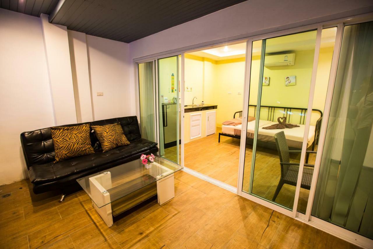 Oscar Boutique Hotel Patong Bagian luar foto