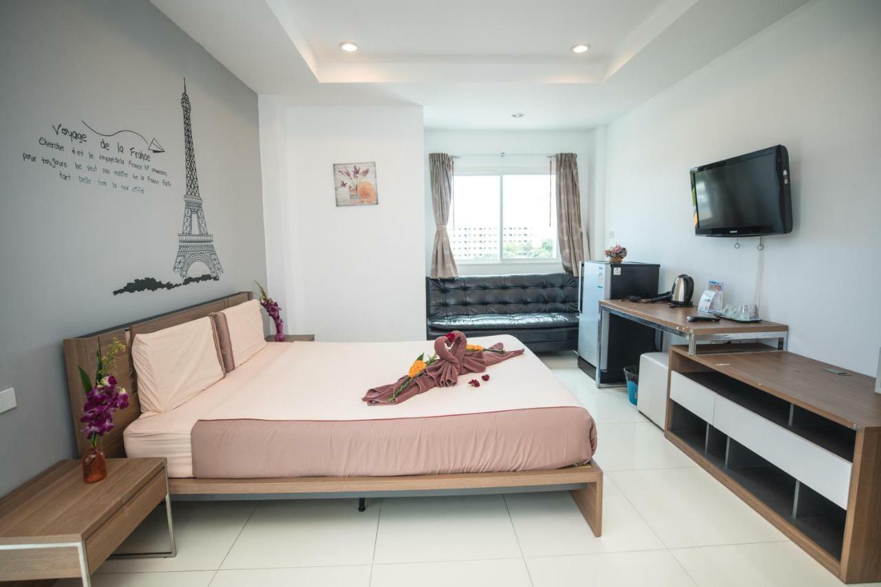 Oscar Boutique Hotel Patong Bagian luar foto