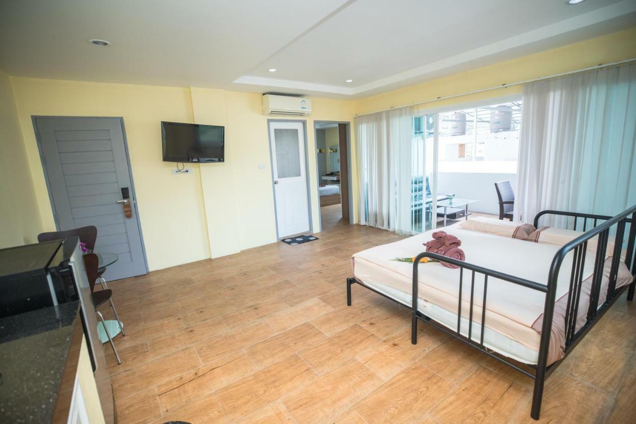 Oscar Boutique Hotel Patong Bagian luar foto