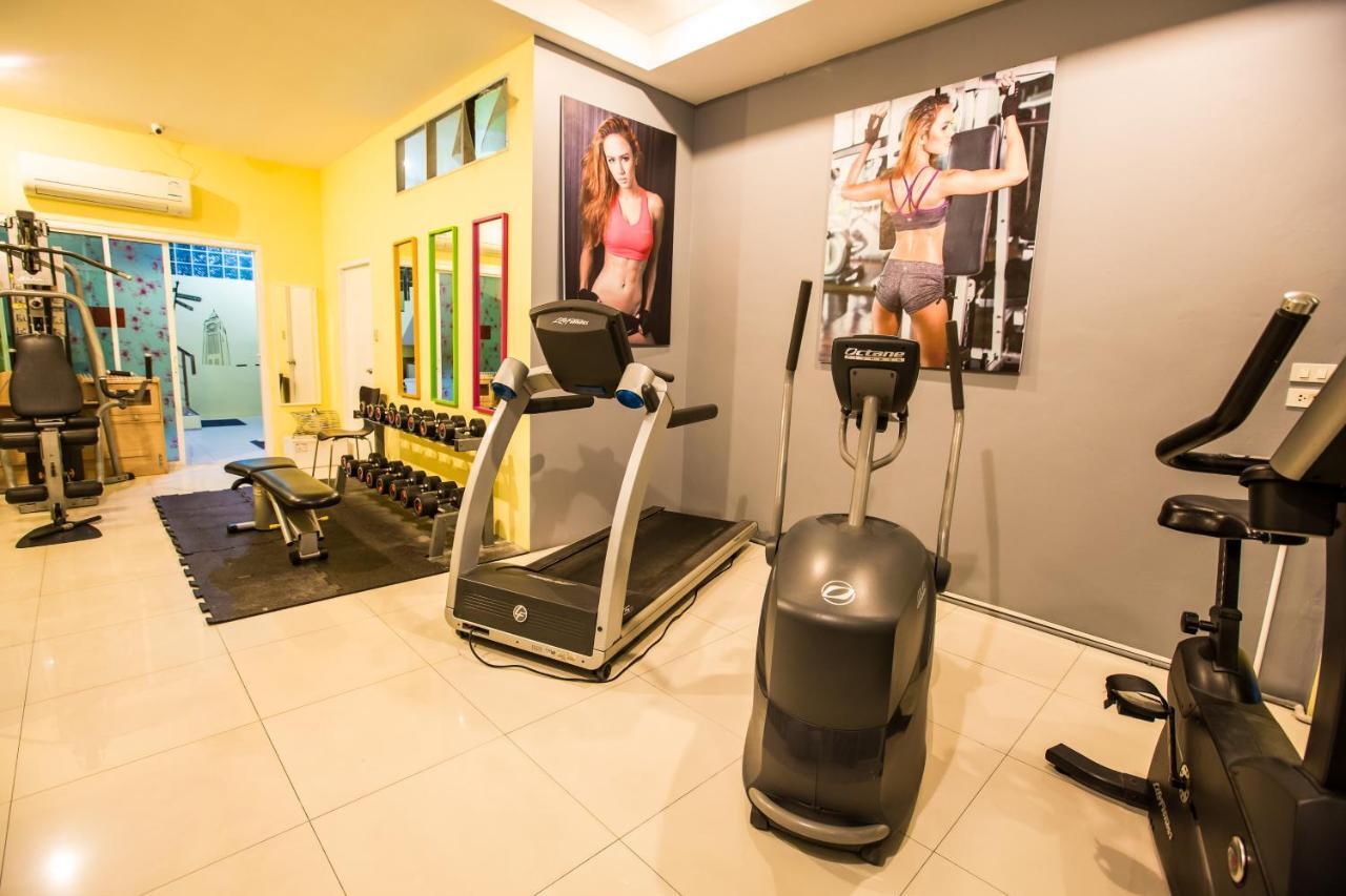 Oscar Boutique Hotel Patong Bagian luar foto